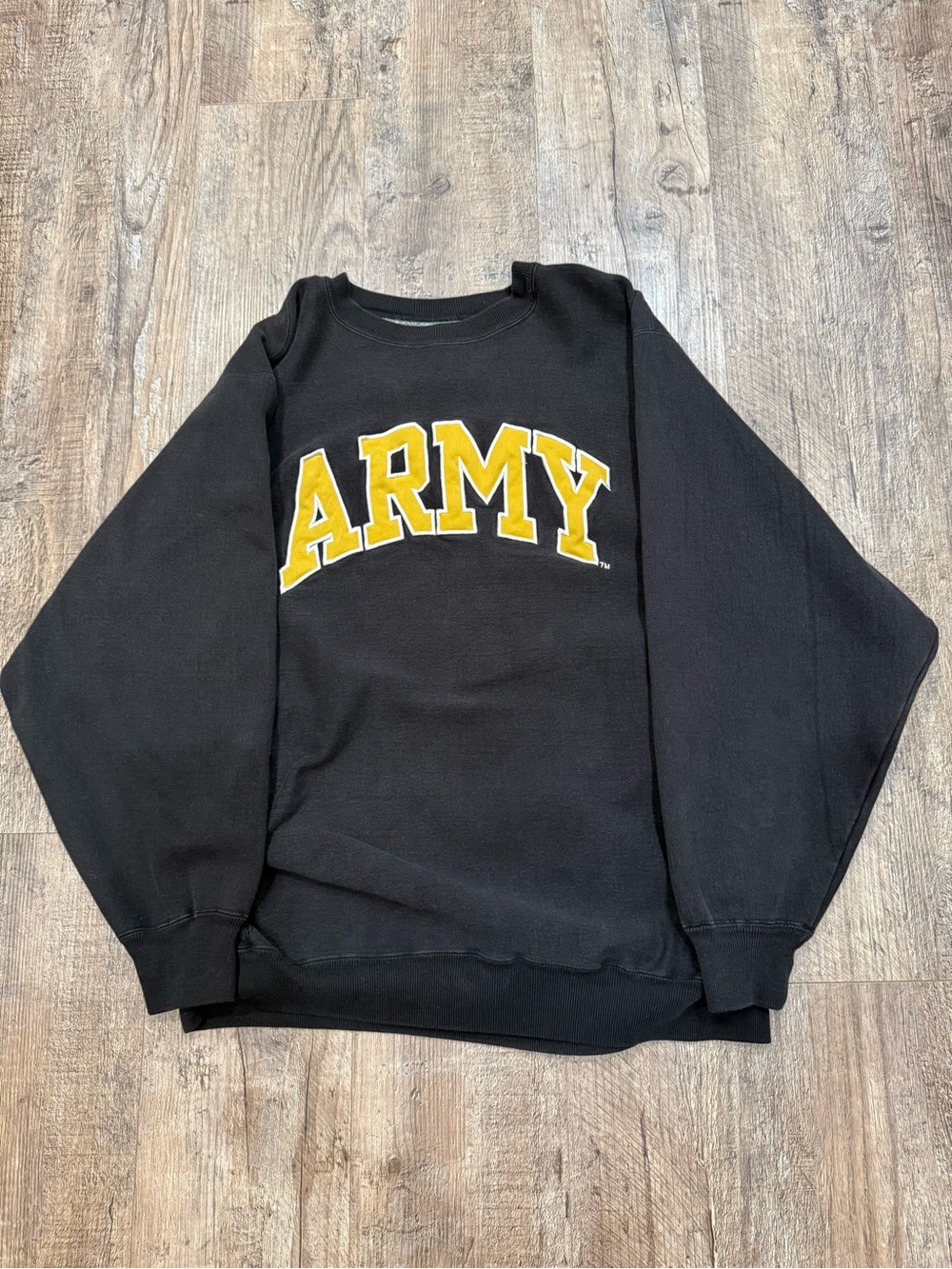 Vintage 90’s ARMY Embroidered Crewneck Sweatshirt | XL